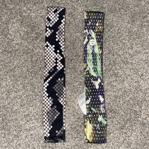 Set of 2 Lululemon headbands like new! Multicolor.